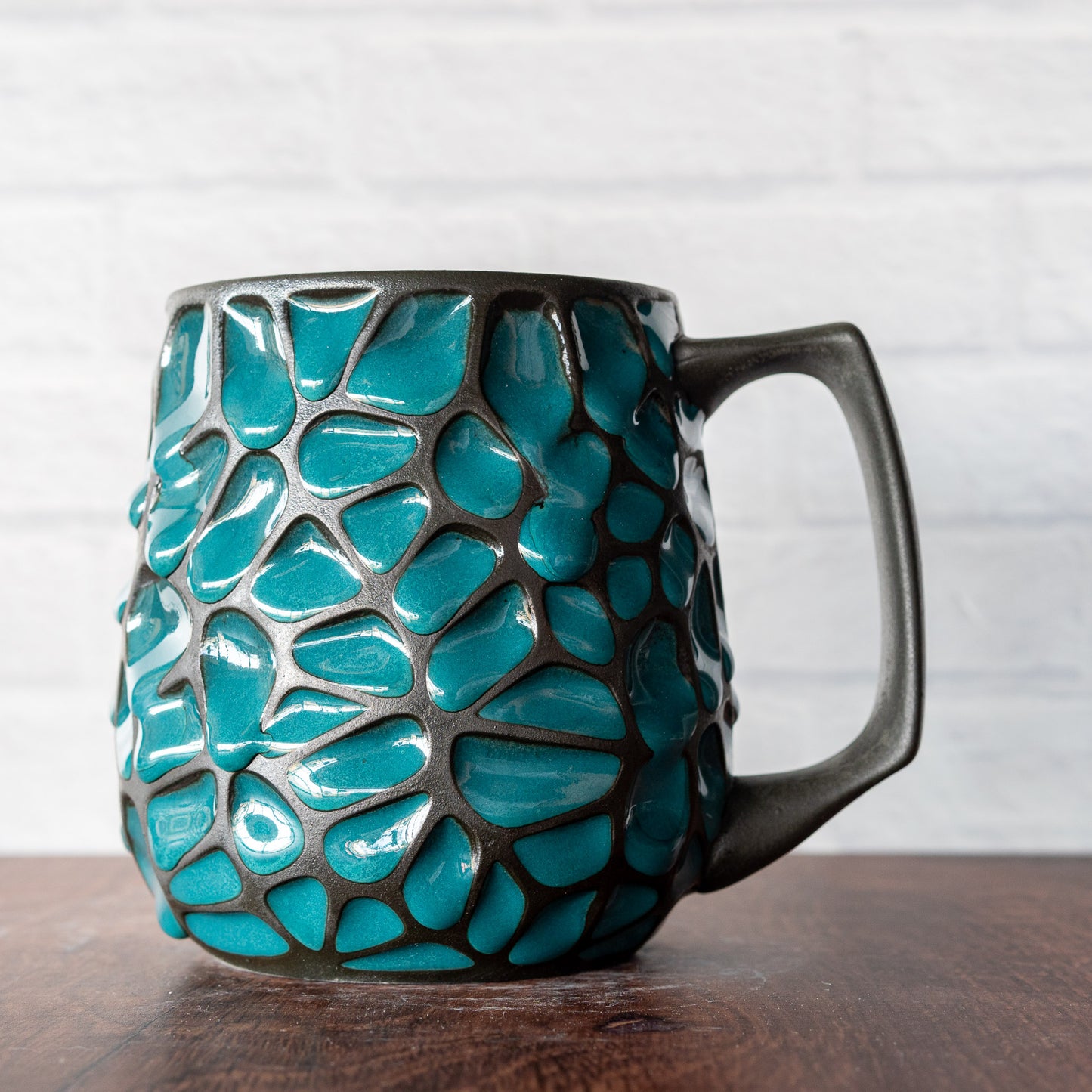 'Black and Jade' Voronoi 16oz Mug